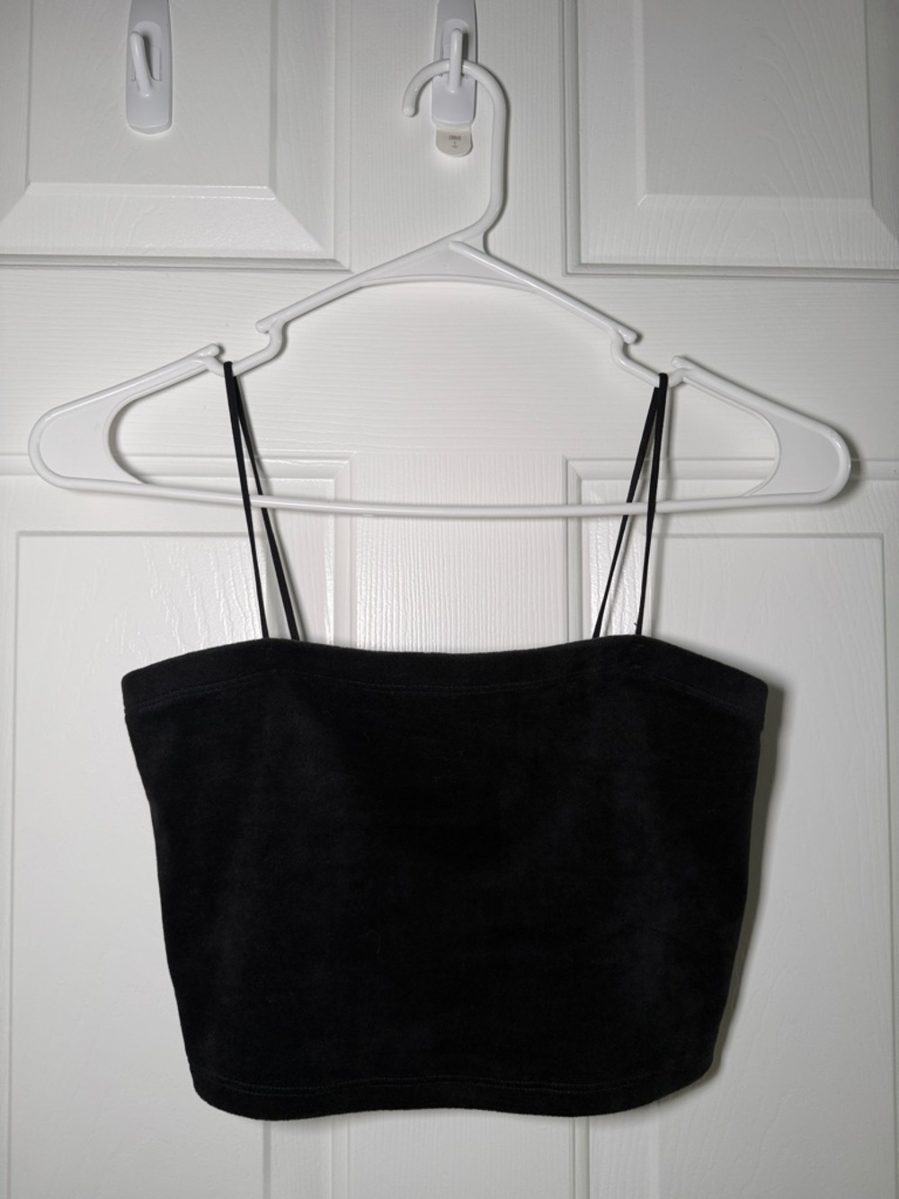 Forever 21 Black Velvet Spaghetti Strap Crop Camisole